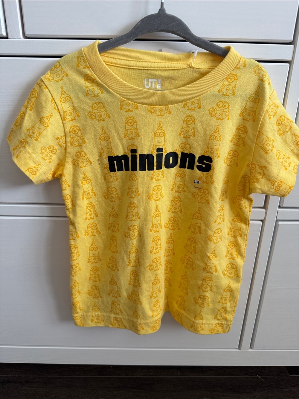NWT Uniqlo Ph Yellow Minions Graphic Tee